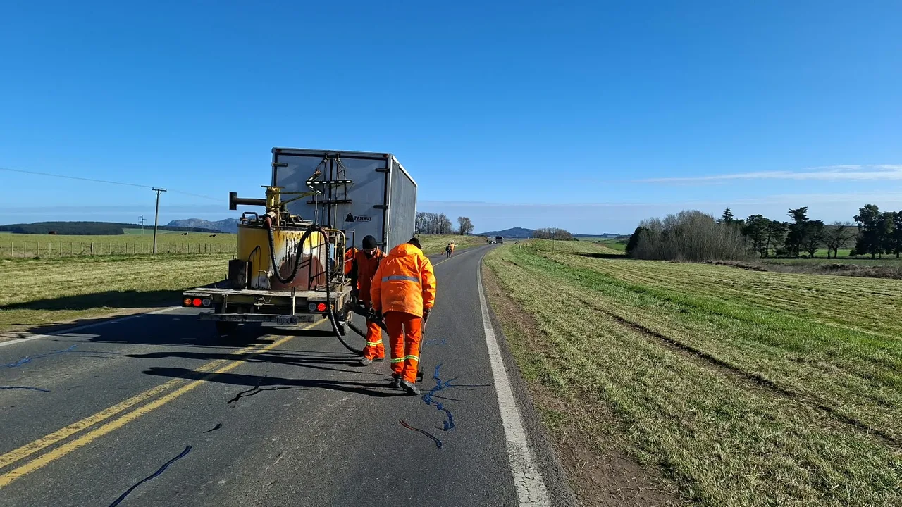 Sellado de fisuras en Ruta Nacional N° 226, Tandil